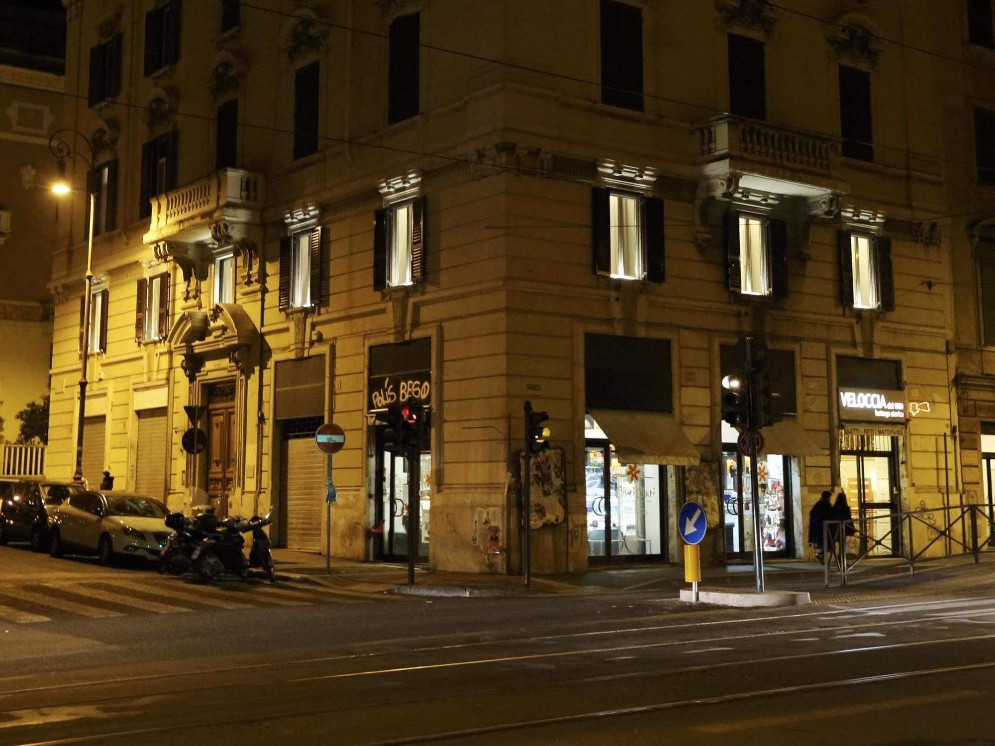 Tullia And Prisca Relais Guest House Roma Exterior foto